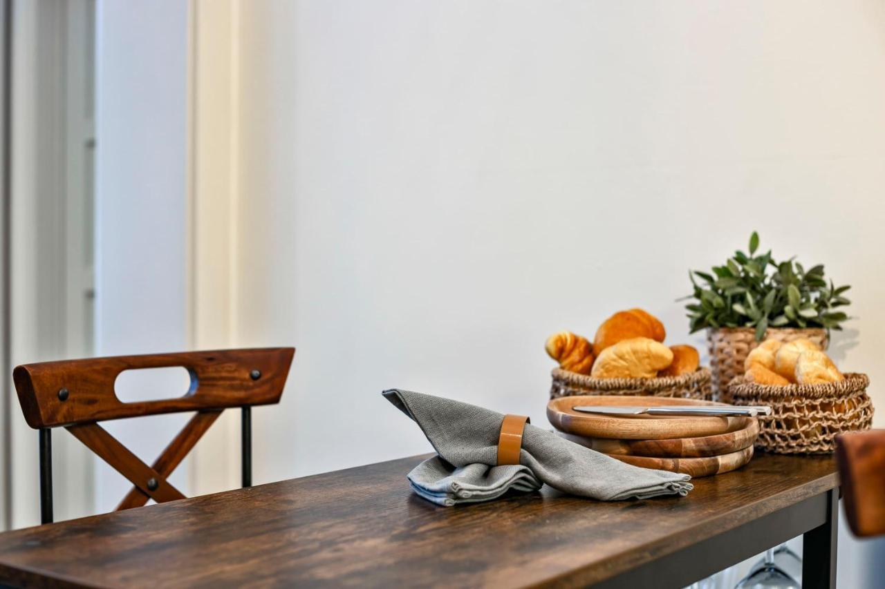 Huswell - Charming Getaway In The Historical City Center Bruges Extérieur photo